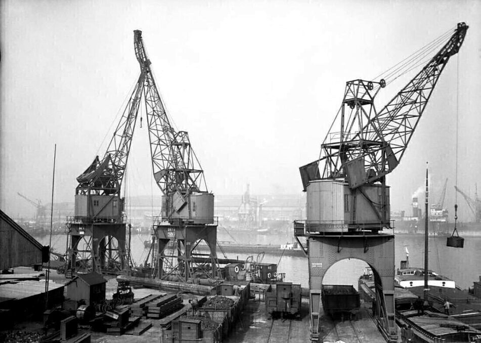 Quay 127 with GMC in the background